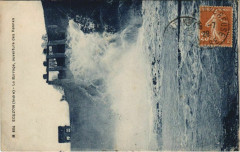 Eguzon Le Barrage, ouverture des Vannes France -
													36 Indre
												