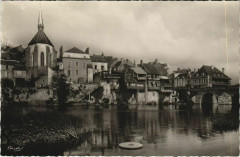 Argenton s Creuse Eglise Saint-Benoit et vieilles Galeries France -
													36 Indre
												