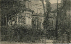 Vue de face du pavillon habité par Jean-Jacques Rousseau - Quai de Passy à Paris 16e