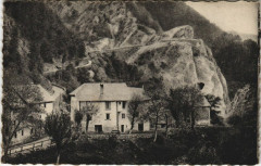 Vallee du Queyras - La Maison du Roi et la Route des Tourniquets