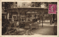 Vichy Source Mesdames à Vichy