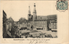 Saint-Pourcain-sur-Sioule Place de l'Hotel de Ville - Marche
