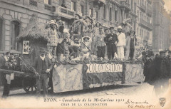 Lyon Cavalcade De La Mi Careme 1911 Le Char De La Colonisation à Lyon
