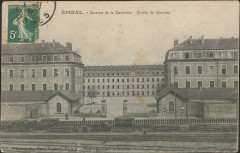 Carte postale, Epinal, Caserne de la Madeleine, Entrée du Quartier