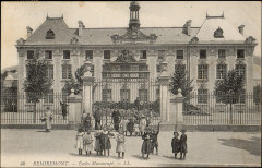 Carte postale, Remiremont, Ecoles Maxonrupt