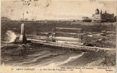 Saint-Raphael Le Petit Port de l'Argentine