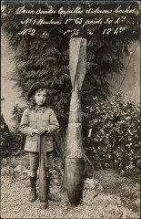 Carte postale, Deux Bombes torpilles d'Avions boches