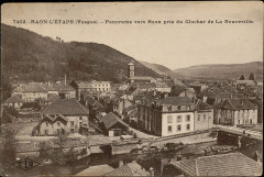 Carte postale, Raon-L'Etape (Vosges), Panorama vers Raon pris du clocher de La Neuveville -
													88 Vosges
												