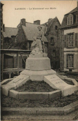 Lannion Le Monument aux Morts à Lannion