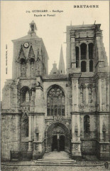 Guingamp Basilique - Facade et Portail à Guingamp