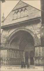 Carte postale, Epinal, Vieux portail de l'Eglise Saint-Maurice -
													88 Vosges
												