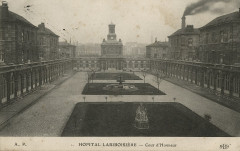 Hôpital Lariboisière cour d honneur-CISA0923