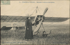 Carte postale, Thaon-les-Vosges, Madame Delait en Aéroplane