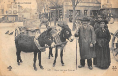 Cantal Deux Heureux Couples -
													15 Cantal
												