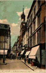 Nevers - La Rue de Commerce et le Beffroi à Nevers