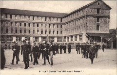 La Galette en 1913 aux Postes Versailles Ecole Sainte-Genevieve 6 -
																					78000 Versailles
																			