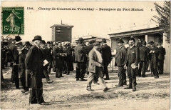 Champ de Courses du Tremblay Baraques du Pari Mutuel.
