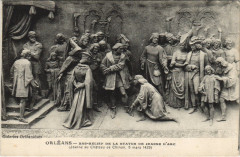 Orleans - Bas releif de la statue à Orléans
