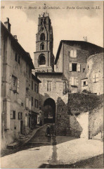 Le Puy - Montée de la Cathédrale -
													43 Haute Loire
												