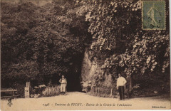 L'Ardoisiere Grotte Entrée -
													03 Allier
												