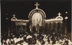 Lisieux Fete de la Pose de la Premiere Pierre de la Basilique à Lisieux