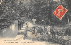 Camp De Mailly La Peche Aux Ecrevisses -
													10 Aube
												