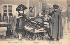 Alsace - Vendeuse d'étoffes ambulante - Folklore - Types