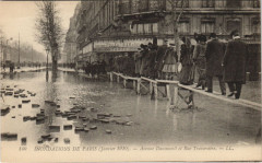 Inondations de Paris (Janvier 1910) - Avenue Daumesnil et Rue Traversière à Paris 12e