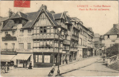 Lisieux Vieilles Maisons - Place du Marche au Beurre à Lisieux