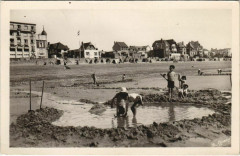 Les Belles Plages Normandes Couainville La Plage a gauche le