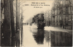 Inondations 1910 Paris Boulevard de la Tour Maubourg Locomotive