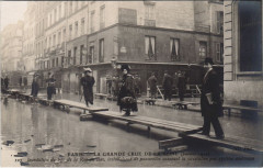 Inondations 1910 Paris Rue du bac