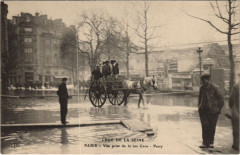 Crue de la Seine - Vue prise de la rue Gros - Passy à Paris 16e