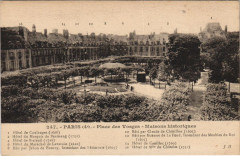 Paris 4e Place des Vosges à Paris 4e