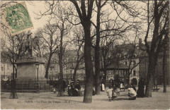 Paris 4e Place des Vosges à Paris 4e