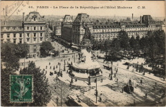 Paris 4e Place de la Republique -
																					75004 Paris 4e
																			