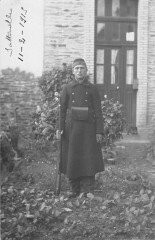 Sotteville Carte Photo Situee Au Verso Avec Un Poilu Belge -
													76 Seine Maritime
												
