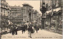 Paris 10e Porte Saint-Denis vue de la Rue de la Lune à Paris 10e