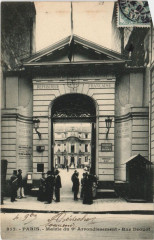 Paris 9e le Mairie Rue Drouot -
																					75009 Paris 9e
																			