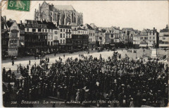 Beauvais Musique Militaire Place de l'Hotel de Ville à Beauvais