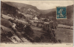 La Bourboule La Vallee de la Bourboule et la Roche Vendeix à La Bourboule