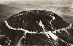 Le Sommet du Puy de Dome - La Route Automobile