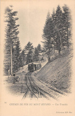 Chemin De Fer Du Mont Revard Une Tranchee / Train