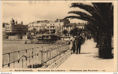 Saint Raphael Boulevard Felix Martin Promenade Palmiers France