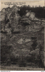 Saint-More Vue sur la Grotte du Pere Leleu