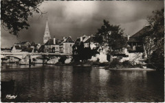 Argenton s Creuse Bords de la Creuse France -
													36 Indre
												