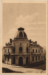 Ambert Caisse d'Epargne - Vue Exterieure à Ambert