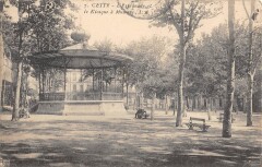 Cette Esplanade Le Kiosque A Musique