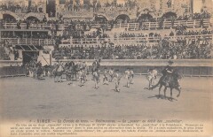 Nimes La Corrida De Toros -
													30 Gard
												