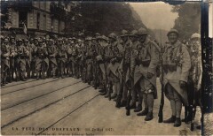Paris Fete des Drapeaux 14 Juillet 1917 groupe des braves